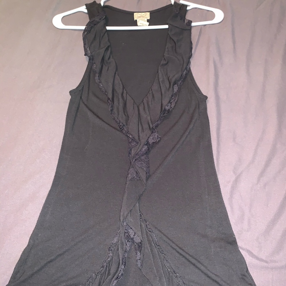 Blouse with lace all down